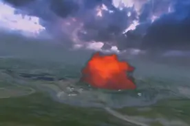 《和平精英》C4炸弹伤害太变态了：多种牛逼玩法你学会了吗？图片