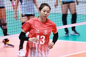 中国女排暴力副攻宣布退役，世界杯圆冠军梦，因伤错过里约奥运会图片