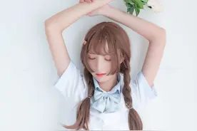 柠栀予手，春心微漾图片