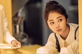 有种“毁容”叫做谭松韵瘦了，半年不见成网红，往日的灵气全没图片