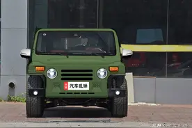 北汽吉普212现代化改造：保留经典设计元素，更加舒适时尚科技图片