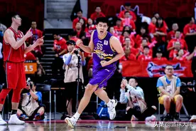 令人唏嘘！CBA顶薪先生赛季报销，还能证明自己吗？图片