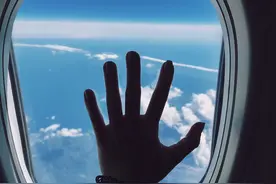 市场上的空乘应聘收费行为我们应该如何避免这些坑图片