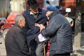 俗语：“门藏五谷虫，家人必受穷”，啥是“五谷虫”？你家有吗？图片