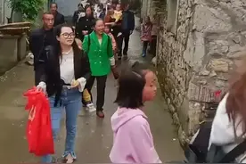 村干部年薪19万刷屏，村干部工资真有那么多？村官妹说出了大实话图片