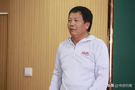 邓刚如此评价化绍新，钓王称号当之无愧！谈及过往更是惺惺相惜图片