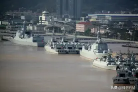 两艘航母一艘两栖舰，还有三艘055，东海舰队为何一艘也没得到？图片