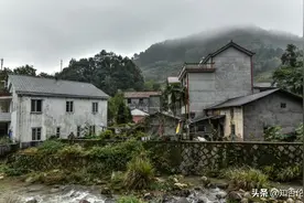 现在农村建一栋房子，到底需要准备多少钱？包工头来告诉你价钱图片