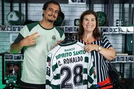 C罗母亲专访：C罗最后一站要落叶归根，如果不踢球他只是个瓦工图片