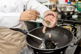 不粘锅涂层有毒还致癌？你对不粘锅的“偏见”，或许该改变了图片