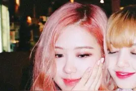 头像：Lisa&rose闺蜜头终于来啦，虽迟必到！图片