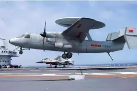 性能直追E2D预警机，空警600雷达受瞩，大圆盘里到底装些啥？图片