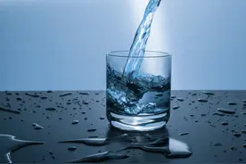 隐秘的卖水富豪！中国前三大水品牌，他一个人就办了两大图片
