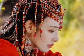 唯美古风手机壁纸 | 东宫彭小苒图片