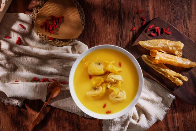 海马花胶汤作用 2026年海马花胶汤作用是什么