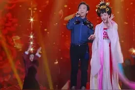 43岁李玉刚久违上快本！与谢娜合唱新贵妃醉酒，一扫疲态状态获赞图片