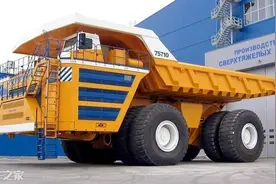 4660马力怪兽，载重450吨，BelAZ 75710矿用自卸车价值4千万图片