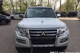 “三门战神”不可抗拒的诱惑！三菱帕杰罗V87经典硬派SUV超选四驱图片