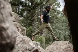 这条多功能户外长裤，或许就是你寻觅已久的户外好伙伴图片