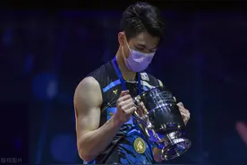 李梓嘉：落井下石or雪中送炭的，我都会铭记在心图片