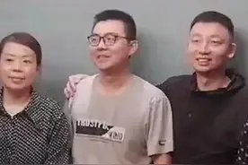 看姚策生前和儿子同框图片，有人说，许妈培养的姚策很有魅力图片