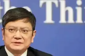 郑强教授演讲常带脏话，为啥却赢得满堂掌声？图片