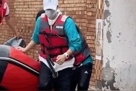 王一博河南救援记录，默默做事，悄悄抹泪，正能量值得宣扬图片