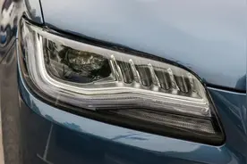 进口豪车也亲民！林肯MKZ跌破21万，比奥迪A4性价比还高图片