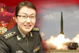 军事专家李莉：犀利的军事点评，让一向狂妄的美国都有所忌惮图片