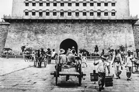 老北京人在夏天爱喝什么酒？“大酒缸”又是什么所在？图片