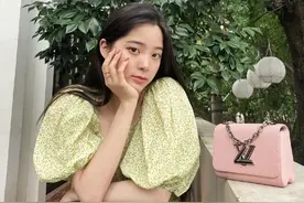 00后小花穿搭模版来了，照着穿就很好看图片
