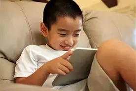 动画片"后遗症"有多大？孩子看了《熊出没》，整天喊熊大俺来了图片