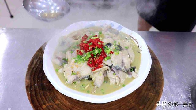 厨师长分享餐馆酸菜鱼做法，详细教程，做法正确，特别适合家常