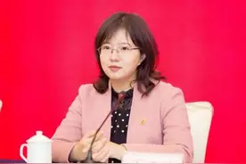 985名校博士后毅然返乡，在山东做起女村官，如今已是团中央书记处书记！图片