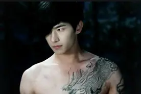 《盗墓笔记》张起灵竟不是麒麟血脉，而是比麒麟血更强的混合血脉图片