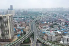 南宁东西向“空中走廊”全面建成，火车东站到清川大桥只需17分钟图片