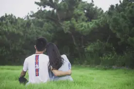 爱我是你说的谎图片