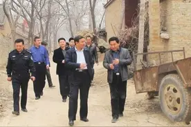 2021年村干部工资是这样：“一肩挑”村书记月薪6000元？图片