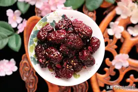 夏天要常吃红枣，教你正确做法，放半个月都不会坏，随吃随取图片