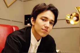 从国宝级歌手到一天吃不上饭，迪玛希的故事远比你想象的令人崩溃图片