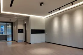 断断续续装了一年半，终于硬装结束了，目前花16万，全屋木地板图片