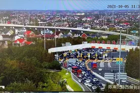 【提醒】崇明往市区返程高峰已开启，预计明天达到峰值图片