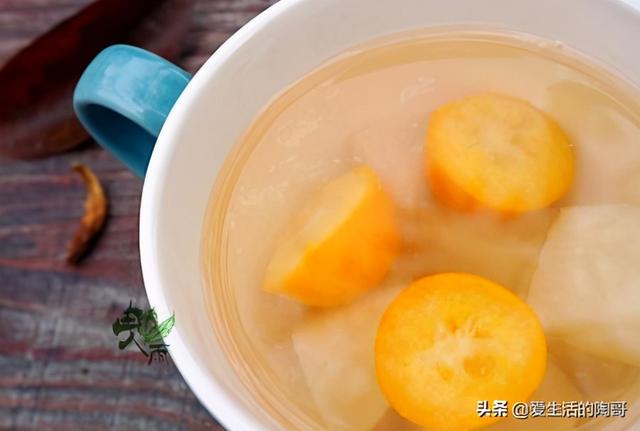 金桔和它天生一对，煮一煮，清甜润肺止咳，好喝又养生，老少皆宜