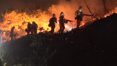 山火复燃，昼夜奋战！武警青岛支队官兵全力扑救，再现最美逆行！图片