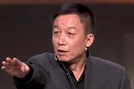 易中天解释“牛”字的来历，并晒打油诗贺牛年，网友：牛人办牛事图片