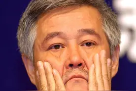 赵本山移民加拿大？强势回击：全家户口都在辽宁！网友：真的吗？图片