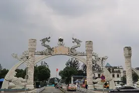 专家说别墅，汤逊湖300平米花园别墅图片