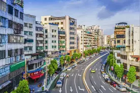 何晓军检查创卫工作强调：坚持人民城市为人民 奋力创建国家卫生城市图片