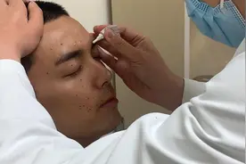 这才叫演员！吴磊拍马战时炸伤脸，简单消毒后继续拍摄，被赞硬汉图片
