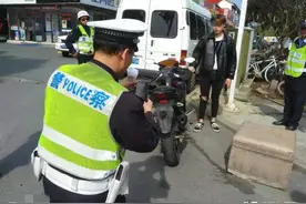 江苏苏州：曝光：来了就跑不了！图片